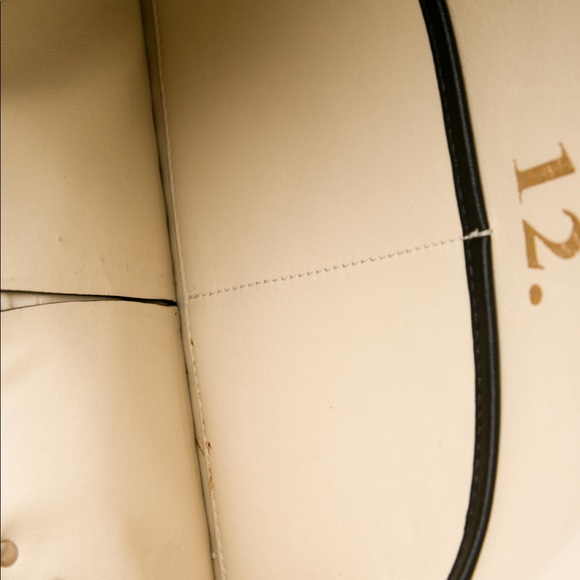 Authentic Valentino Envelope Clutch - Picture 3 of 8